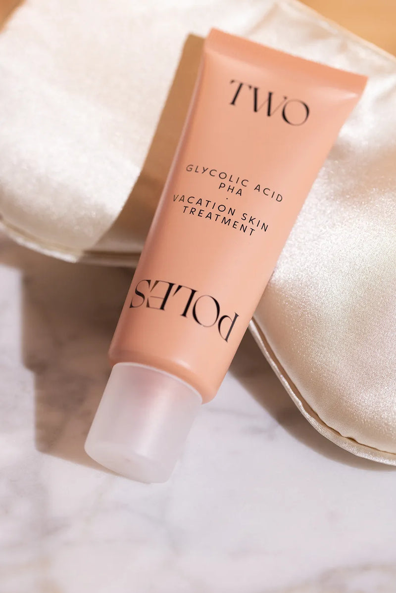 Two Poles Vacation Skin Treatment exfoliante facial. Tratamiento de noche.